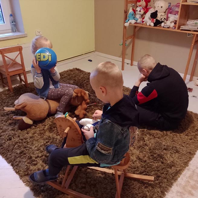 Dmytro, Julja, Viktor